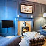 Secret View Cottage In Terrington, York